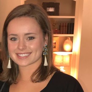 Meet your Posher, Casey